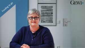Sonja Stockhausen im Video Funding to go "Projektbeginn"