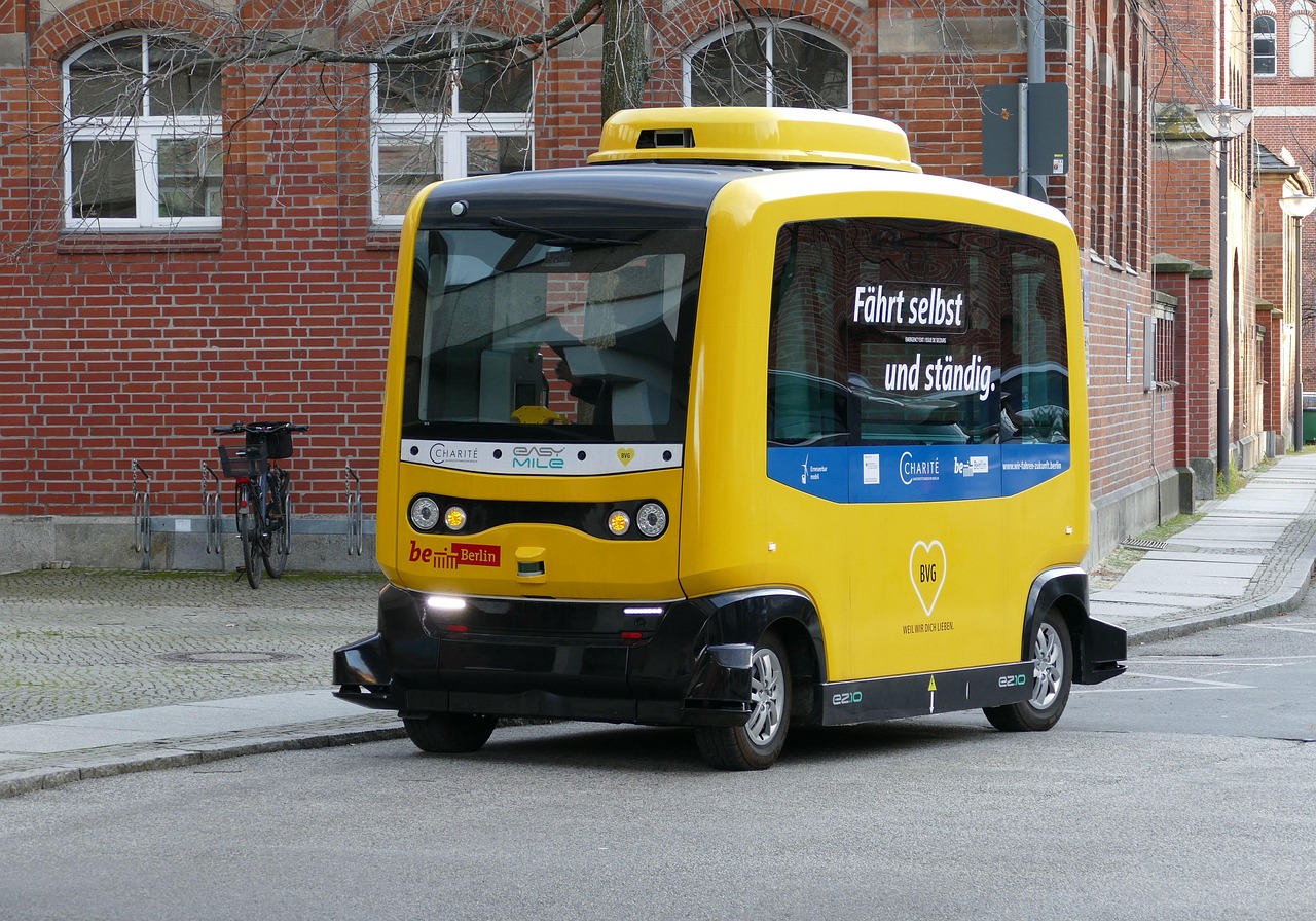 Vehicle 4759347 1280 | Entwicklung digitaler Technologien – Mobilität der Zukunft