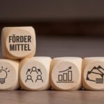 ZIM Durchführbarkeitsstudie: Würfel mit Fördermittel-Icons